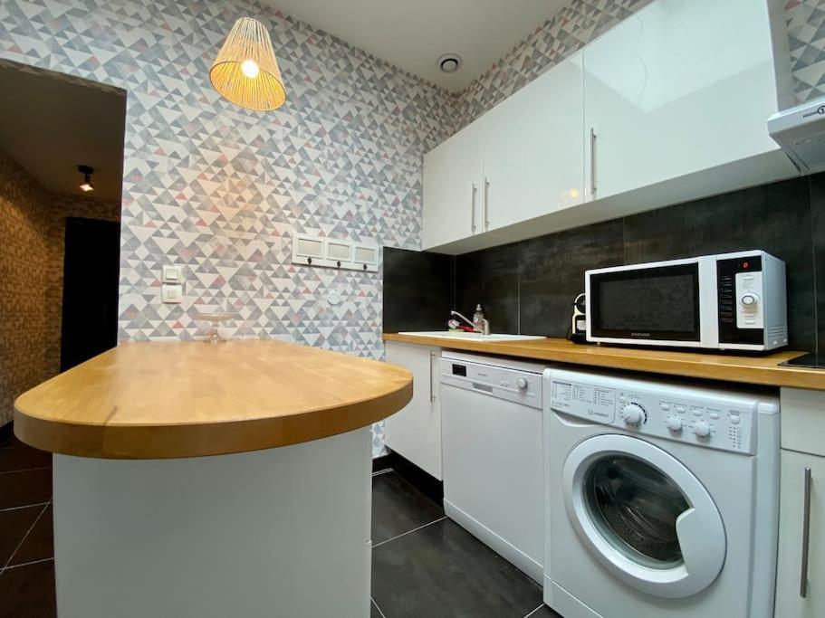 L'Appartement Jebari - Esprit Loft Carcassonne Luaran gambar