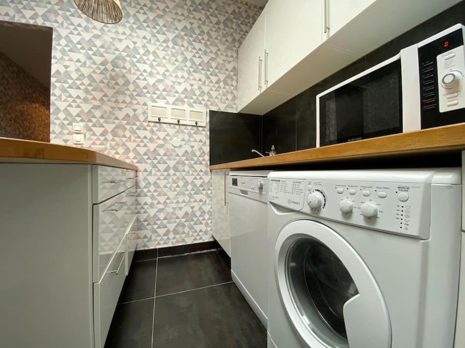 L'Appartement Jebari - Esprit Loft Carcassonne Luaran gambar